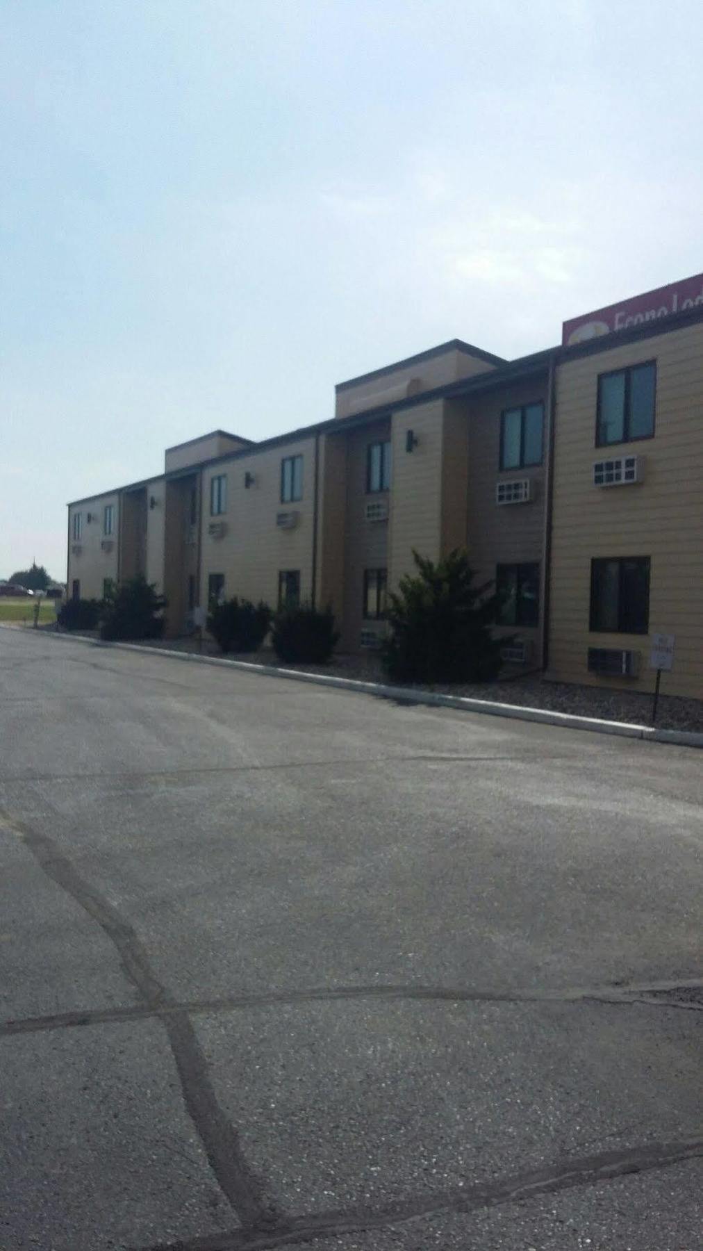 Econo Lodge Watertown Buitenkant foto
