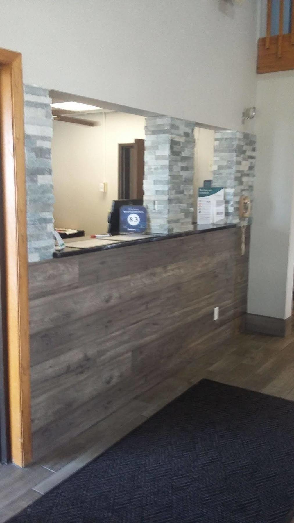 Econo Lodge Watertown Buitenkant foto